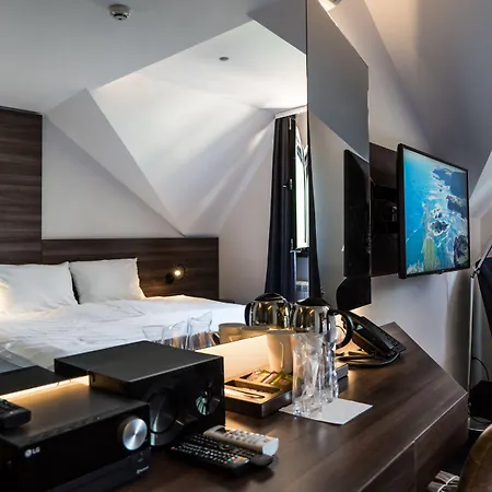 Western Premier Natalija 4*