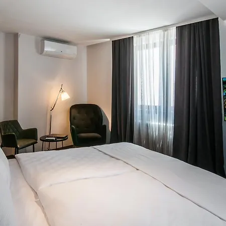 Western Premier Natalija Hotel 4*