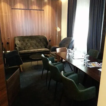 Hotel Western Premier Natalija 4*