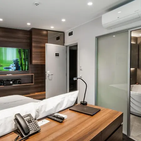 Western Premier Natalija