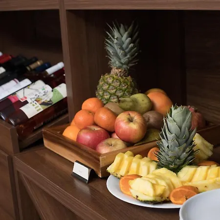 Western Premier Natalija Hotel