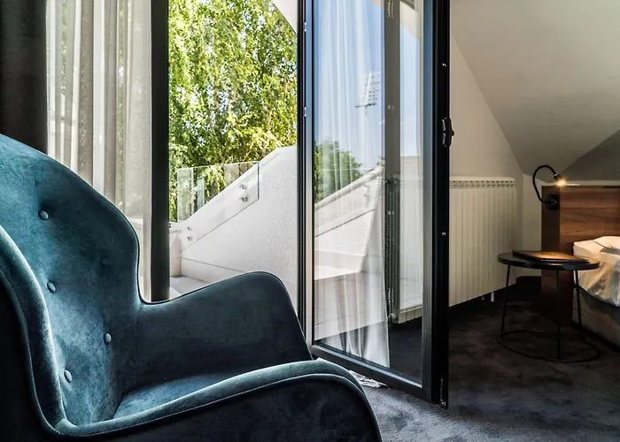 Western Premier Natalija