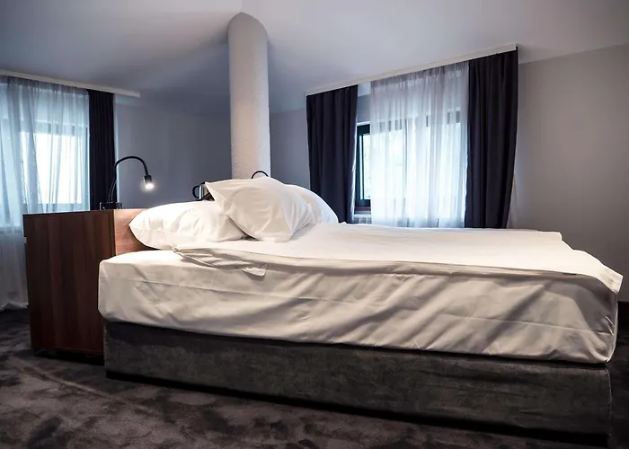 Western Premier Natalija 4*