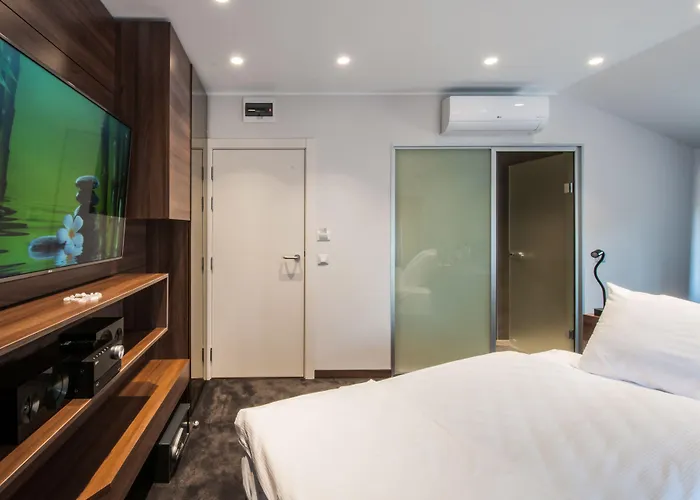 Western Premier Natalija Hotel