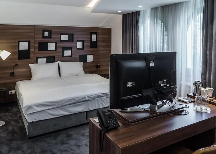 Western Premier Natalija 4*